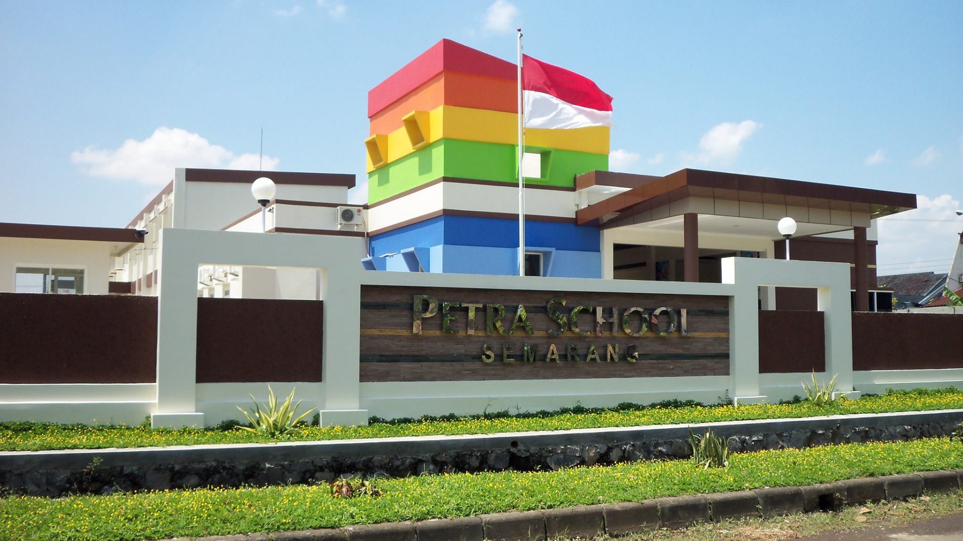 Petra School Semarang